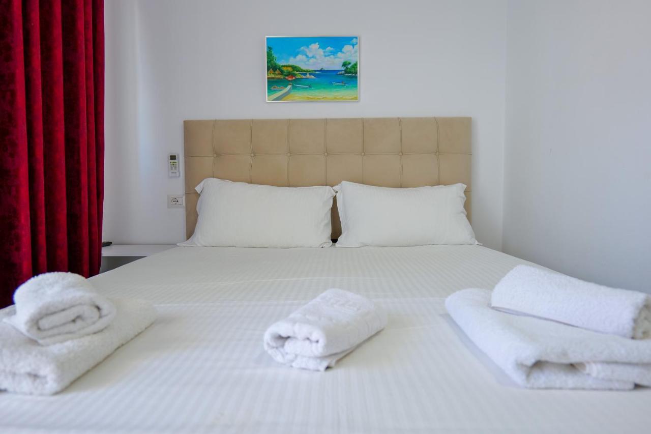 Guest House Gerard Ksamil Exterior foto